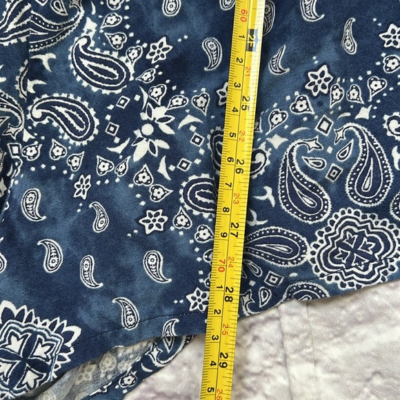 Hollister blue white bandana design shorts romper - Picture 6 of 9